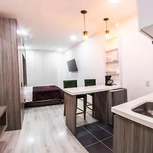 Apartamento Chapinero Con Balcon Lgbtq Theatron, Bogotá